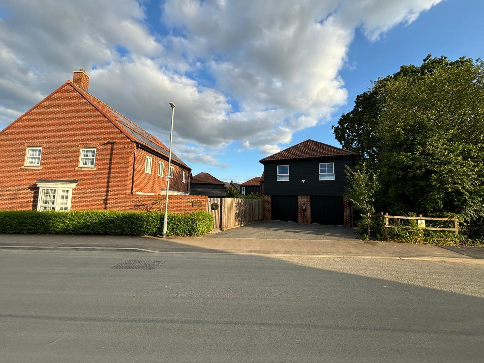 Апартаменты Stansted Coach House Элзенхем Экстерьер фото